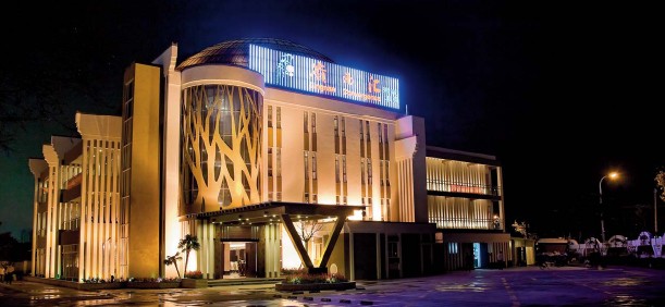 上海長興島“嶺南匯”酒店餐廳設(shè)計欣賞